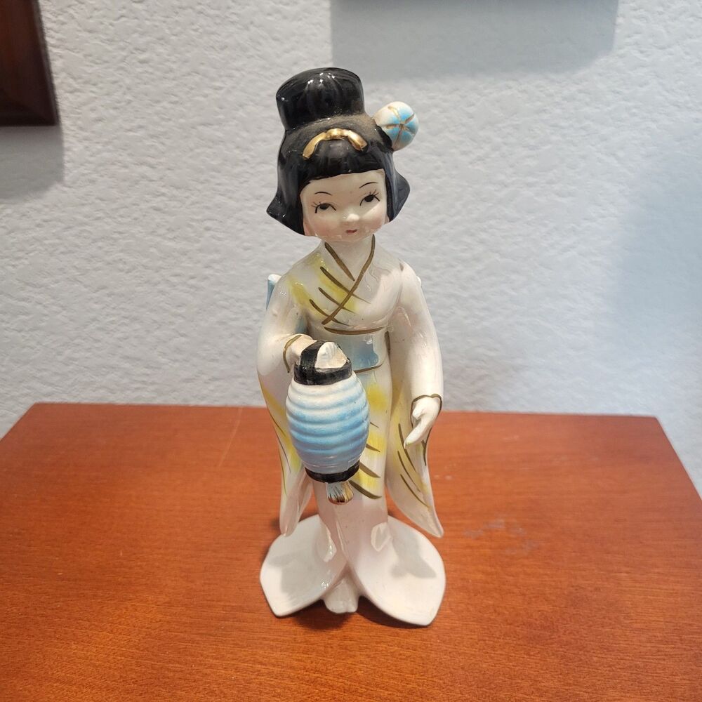 Bradley Exclusives Japan Geisha Girl VTG Porcelain Figurine Lantern Hand Painted